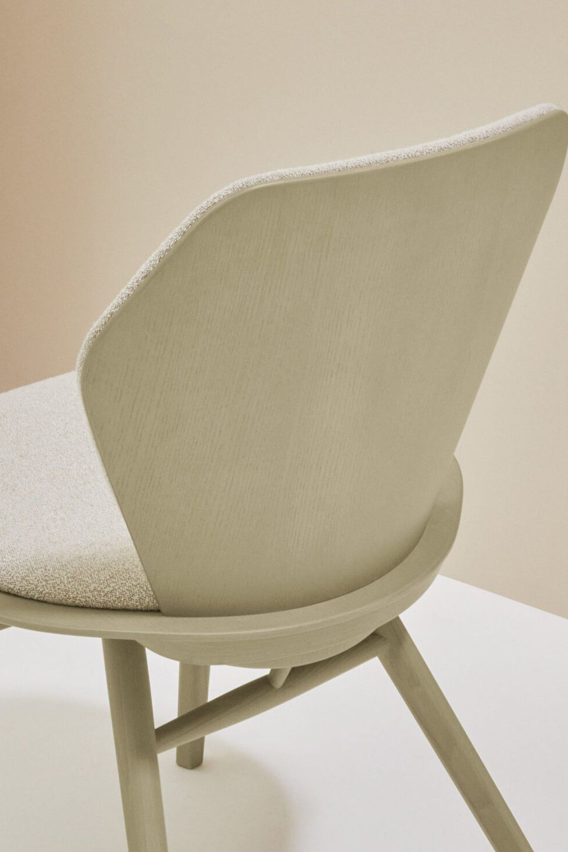 Edelweiss Lounge Chair