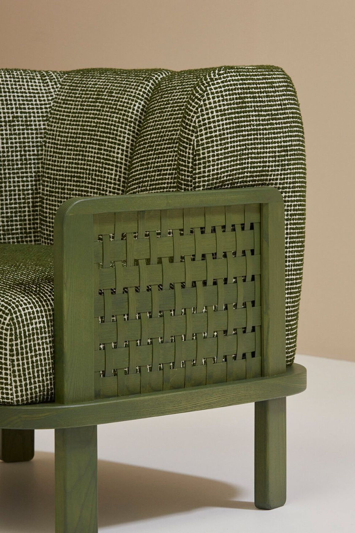 Raquette Lounge Chair