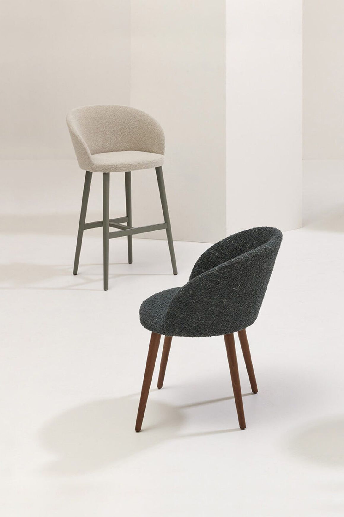 Marilyn Stool
