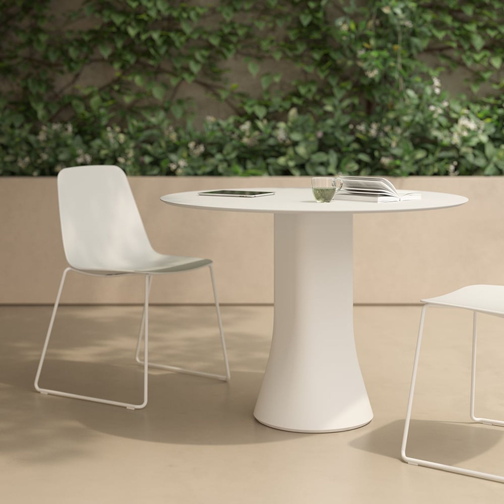 Cambio Outdoor Table