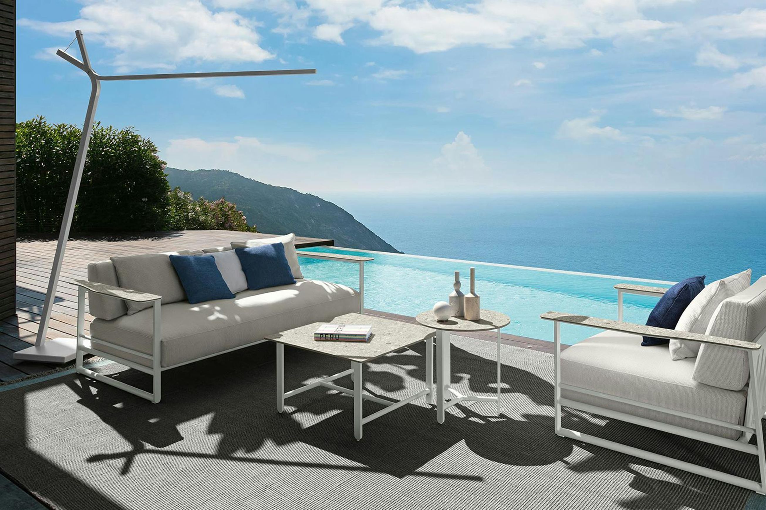 Cleo Arc Outdoor Lamp
