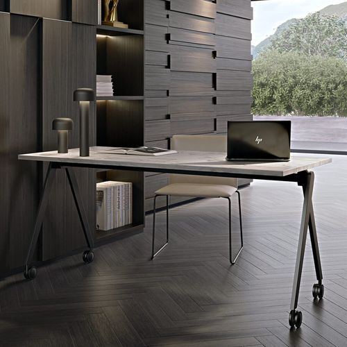 Compasso Folding Table