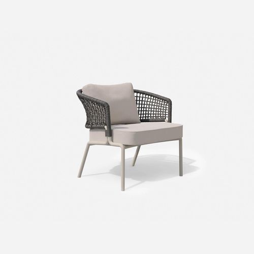Contour Club Chair