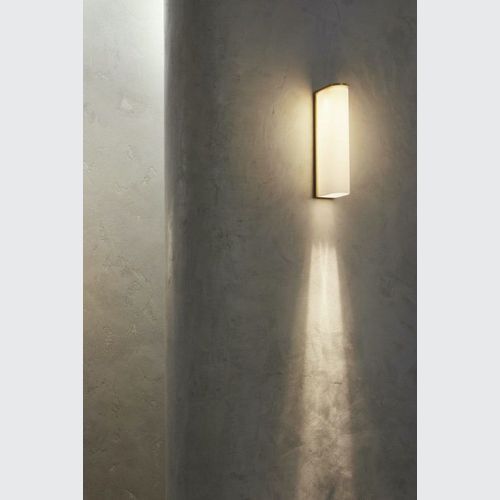 Slim Wall Sconce
