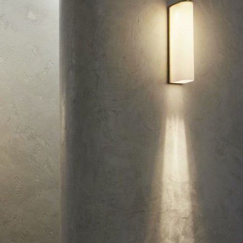Slim Wall Sconce