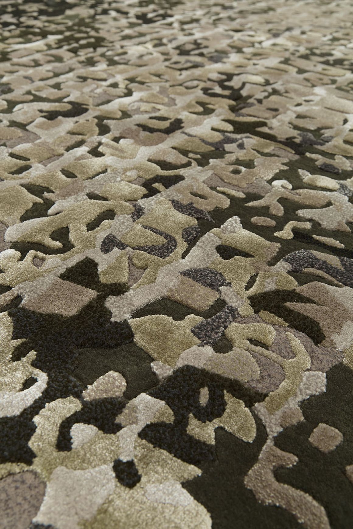 Metallic l Hand Tufted Rugs