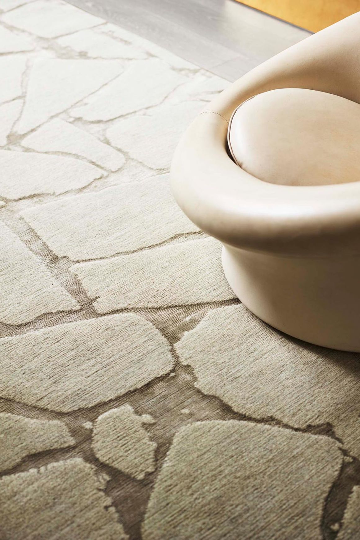 Fragment l Handknotted Rugs
