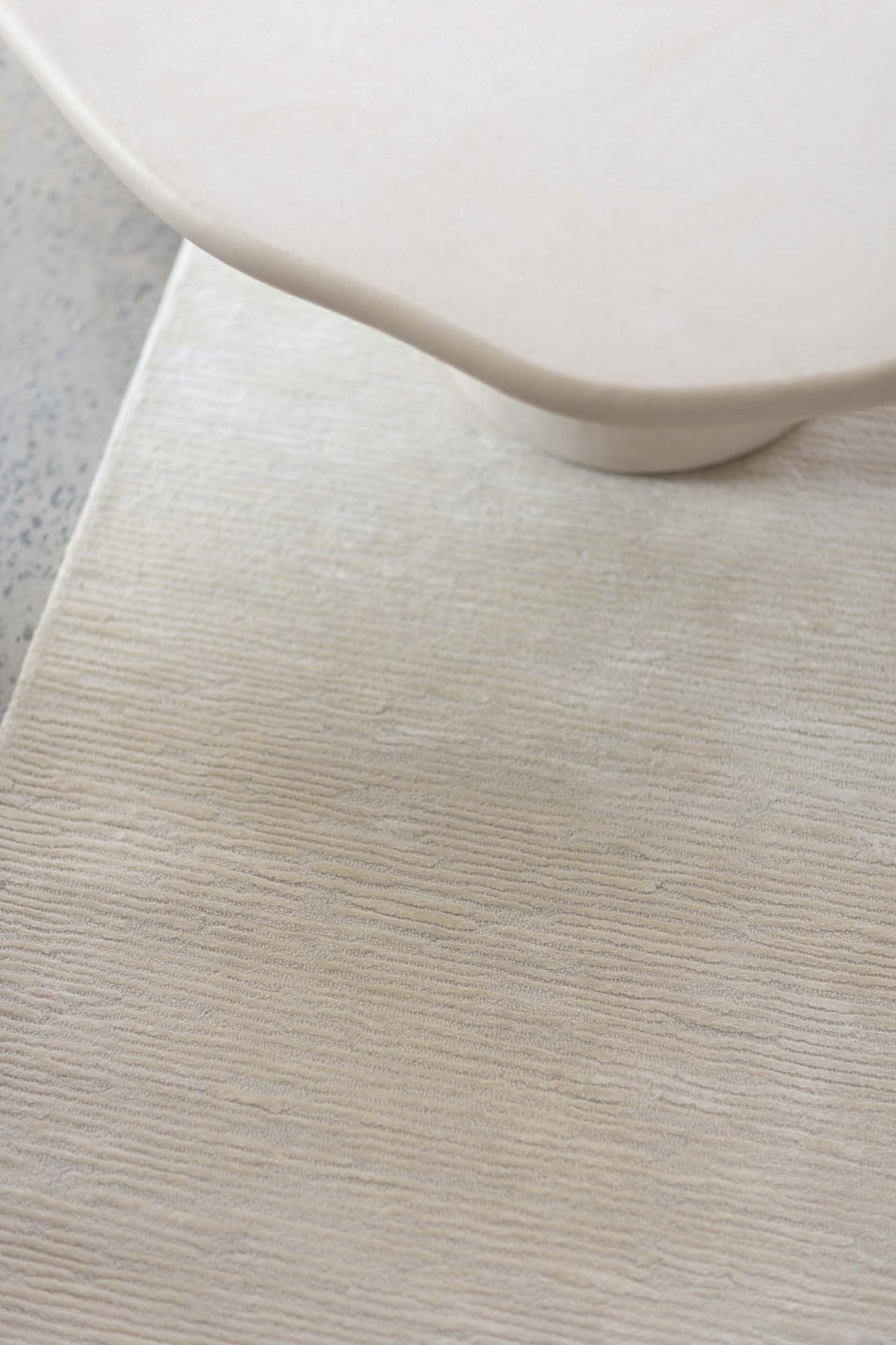Rhodium Alabaster l Hand Tufted Rugs
