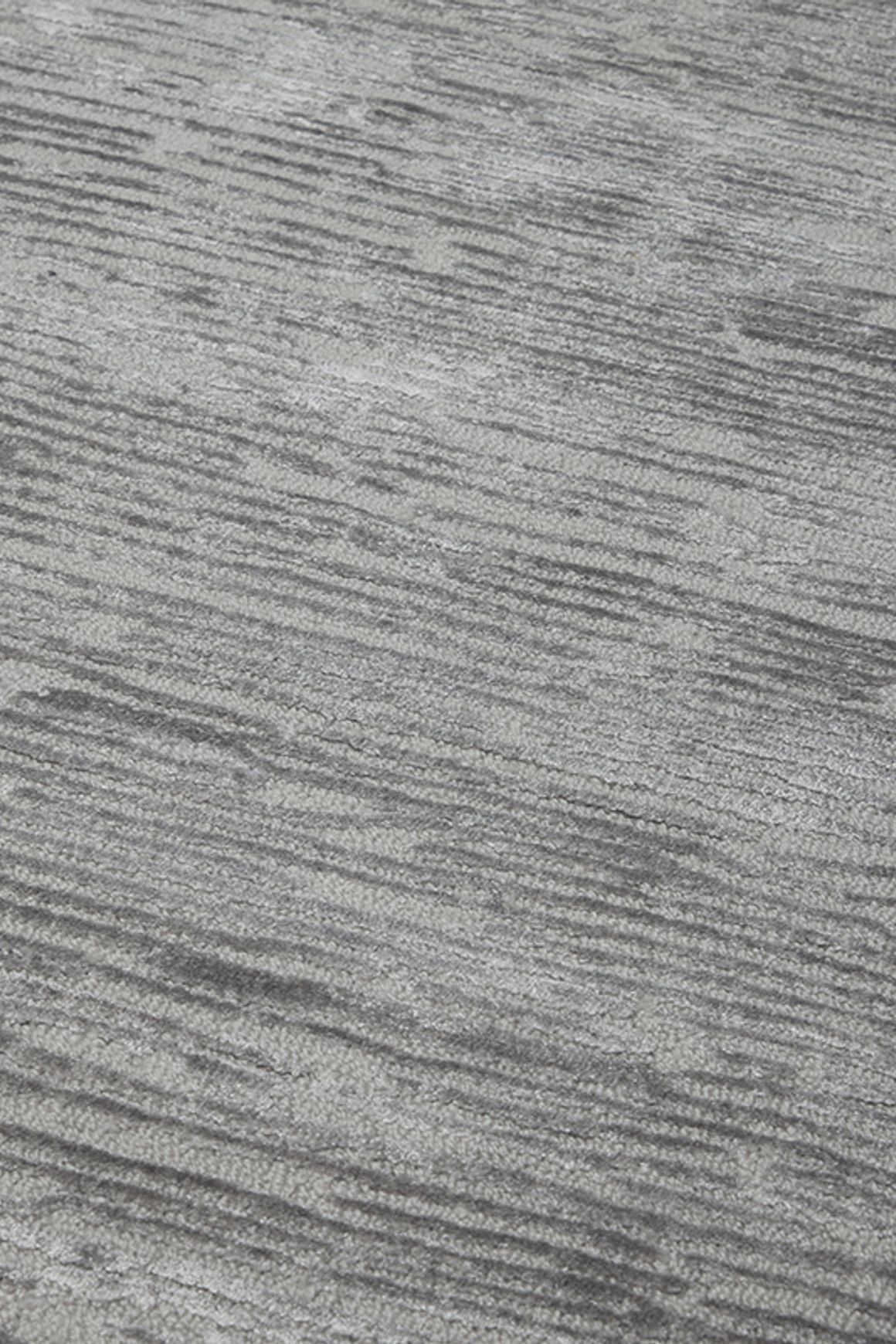 Rhodium Frost l Hand Tufted Rugs