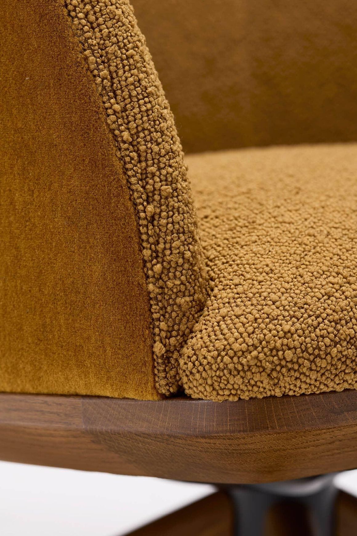 Glenaire Low Back Swivel Chair