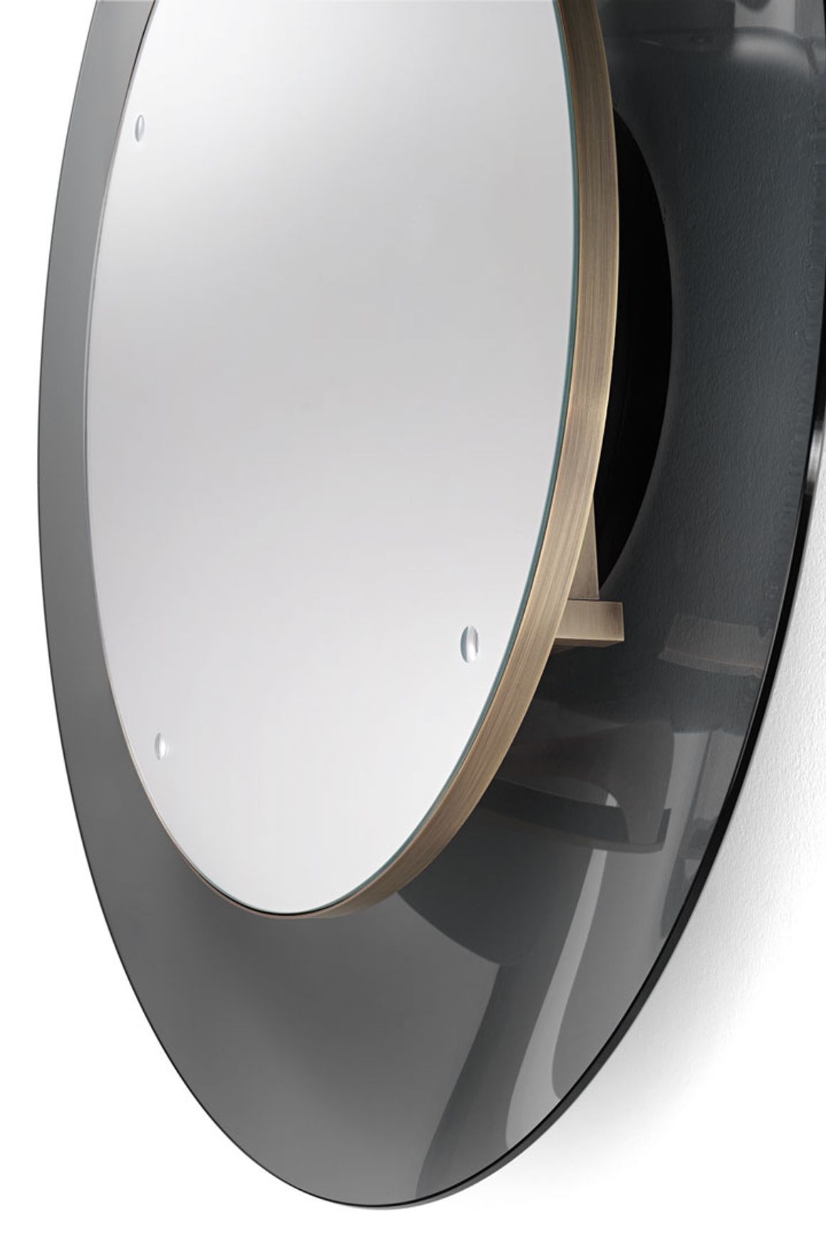 Gong Mirror