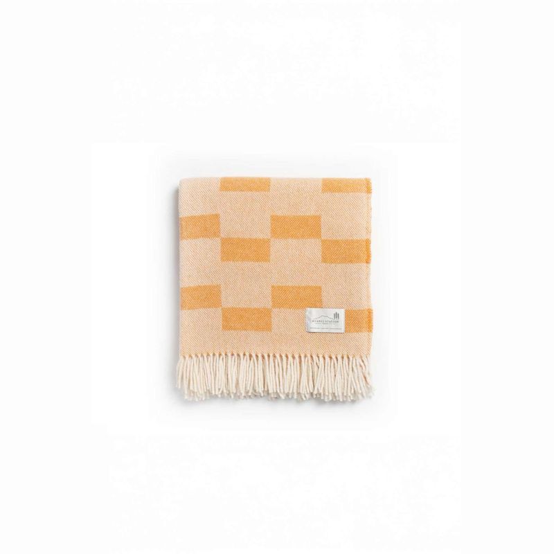 Ruanui Station Lambswool Throw - Gowdys Gold