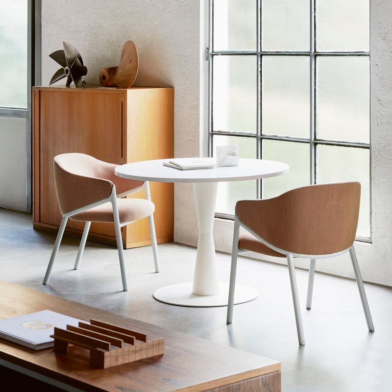 Hammer Chair