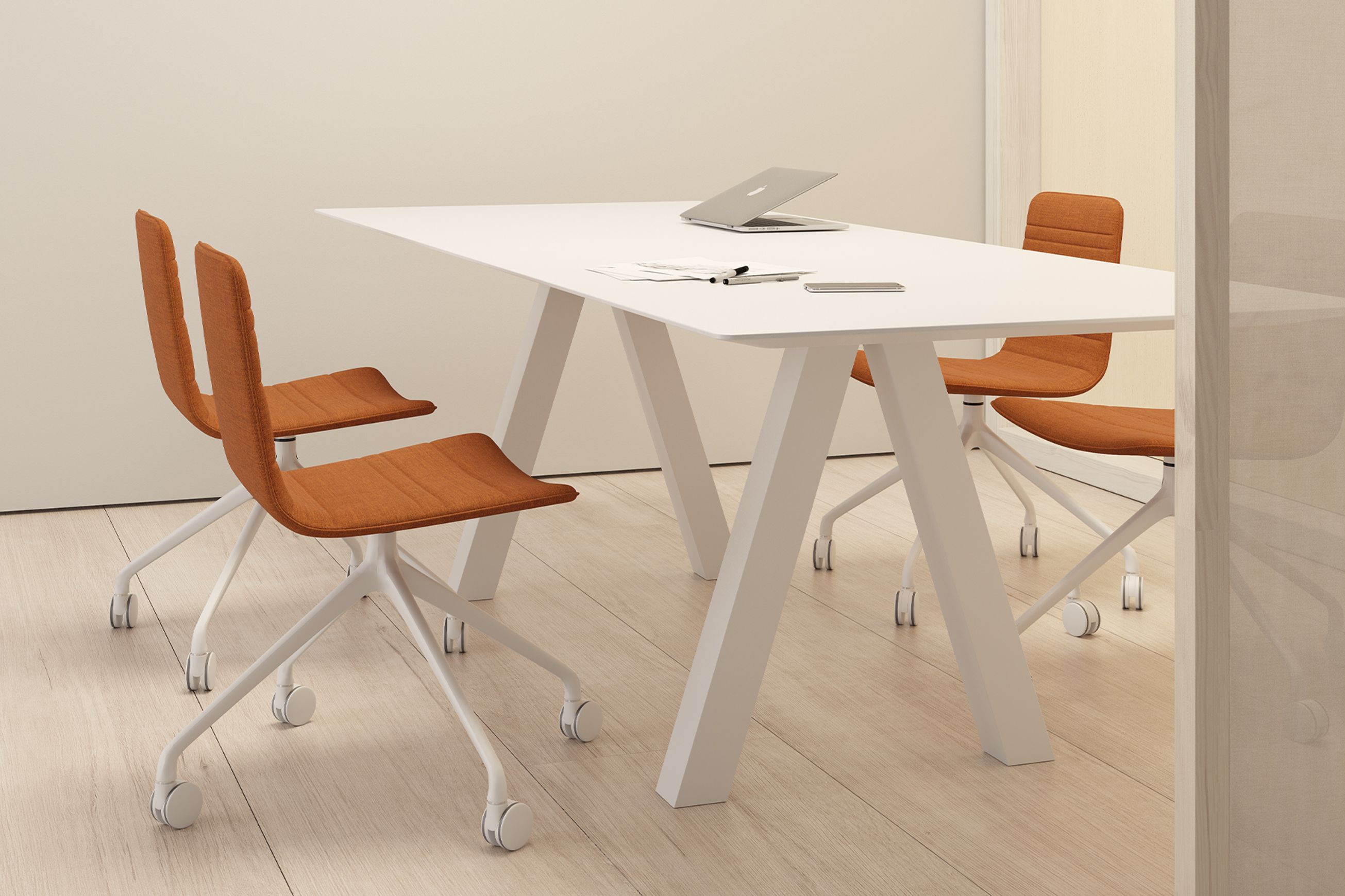 Klip Chair - Pyramid Swivel with Castors