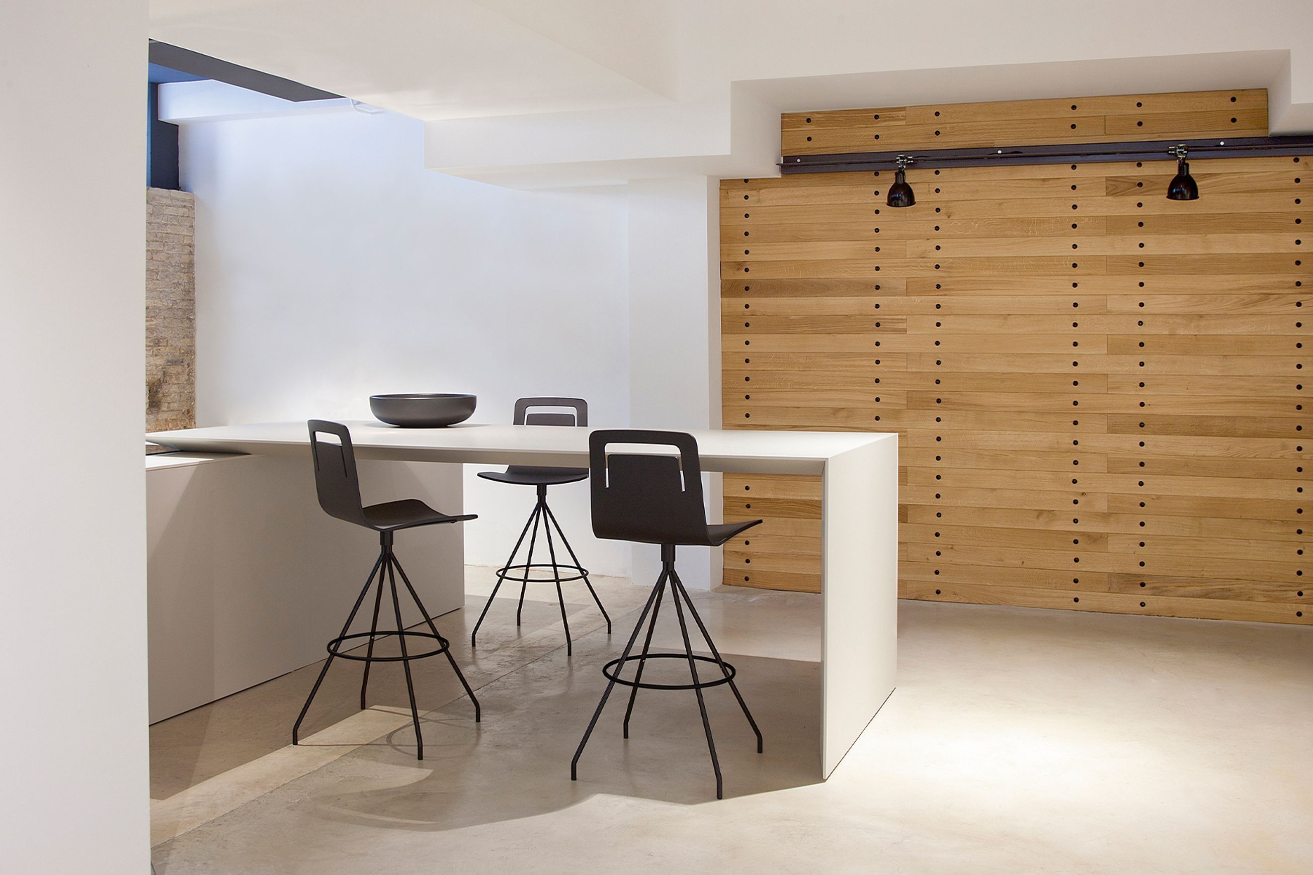 Klip Bar Stool - Swivel