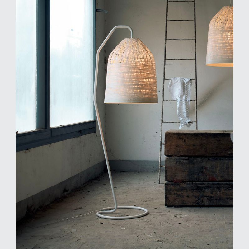 Black Out Outdoor Floor Lamp