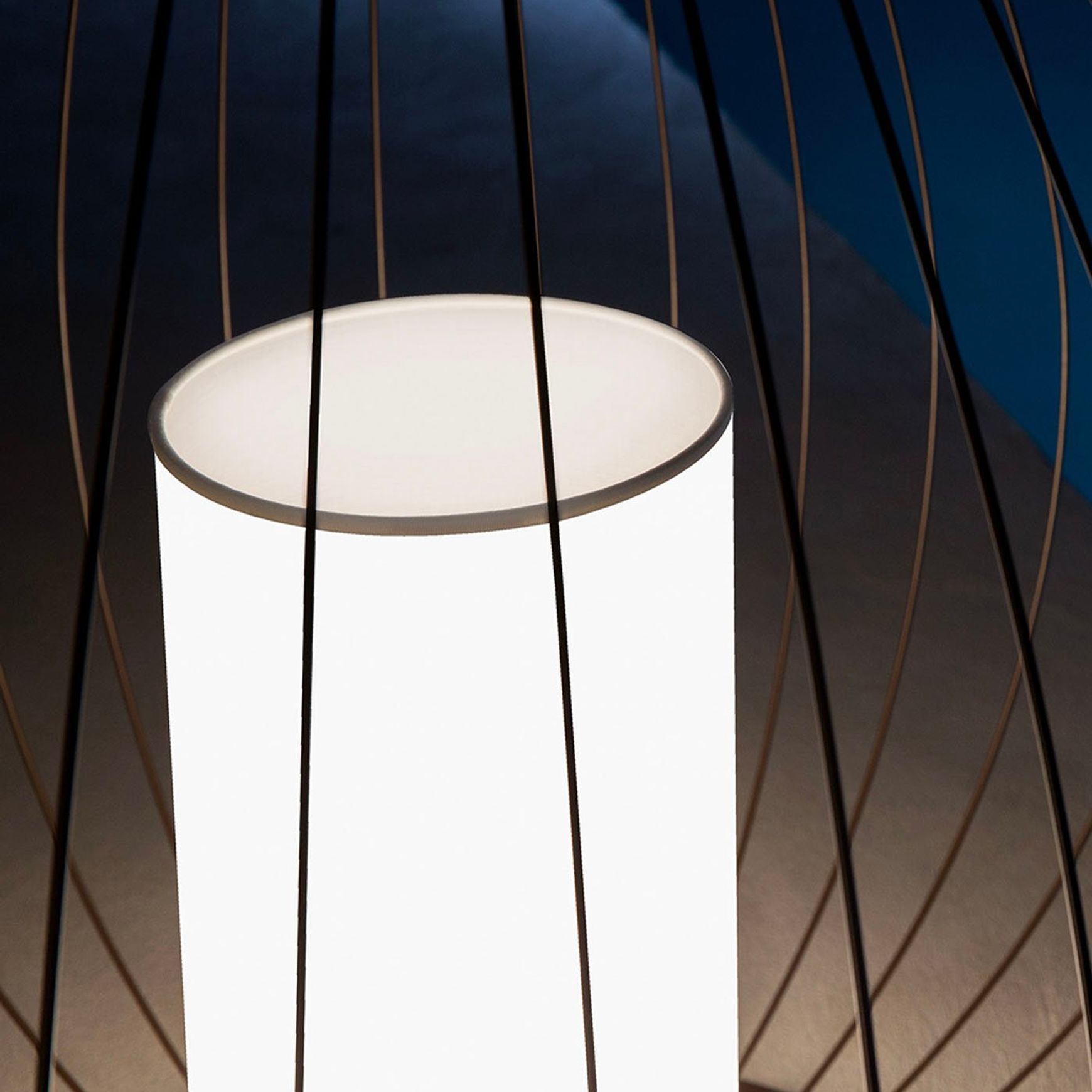 Cell Outdoor Floor Lamp