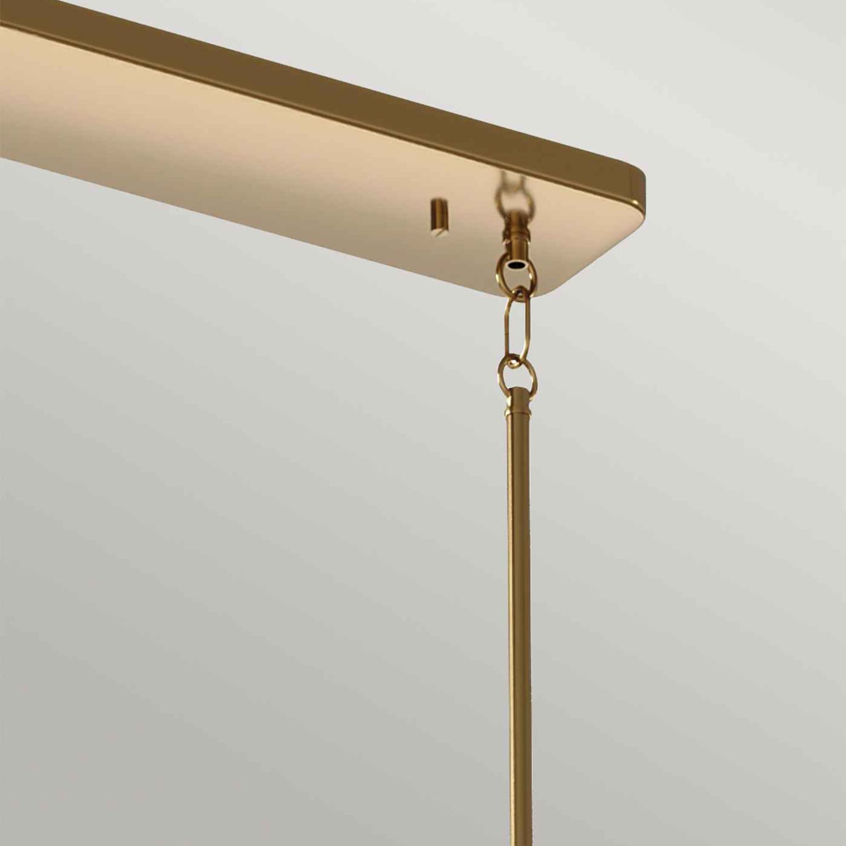 Kimrose 10lt Linear Chandelier