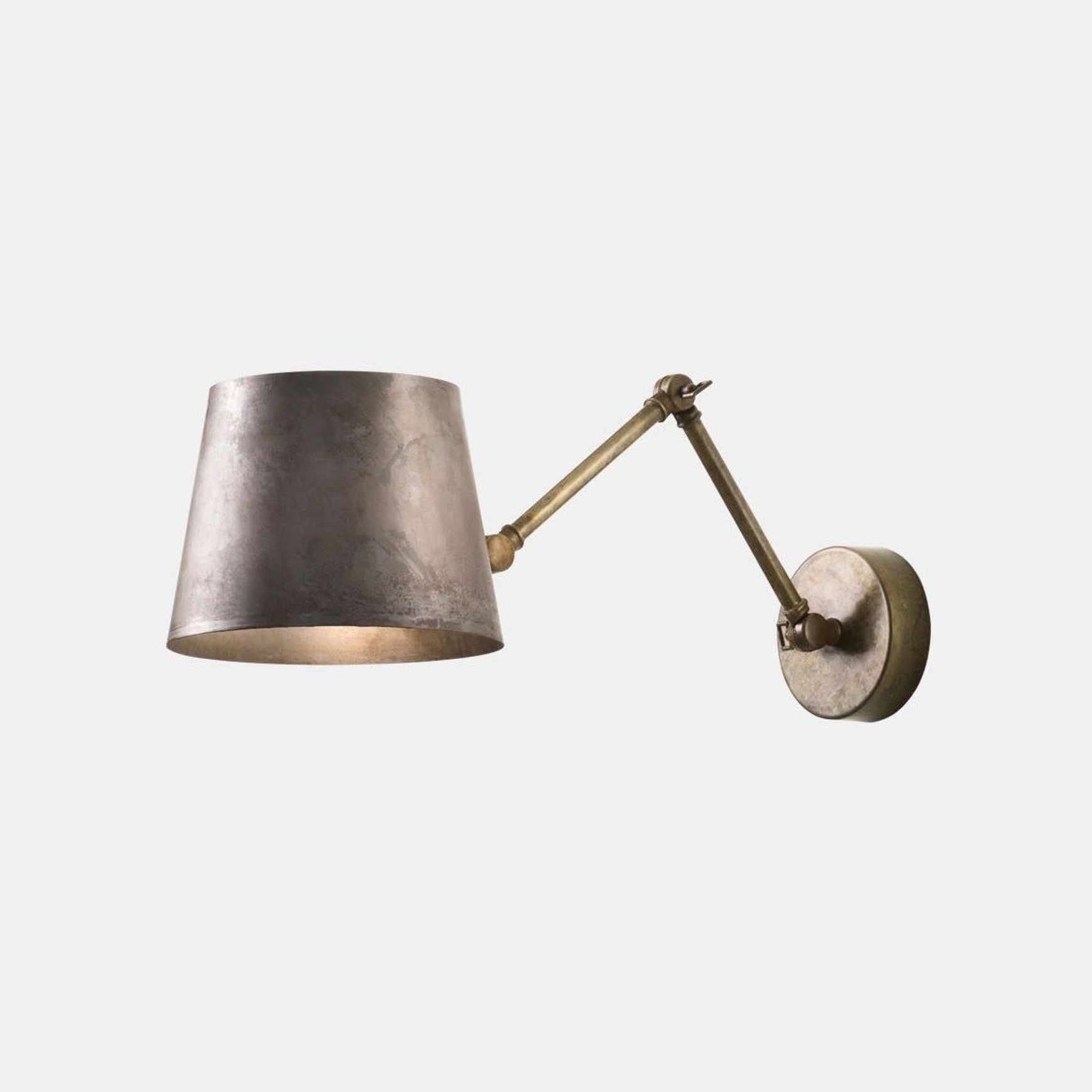 Reporter Wall Light