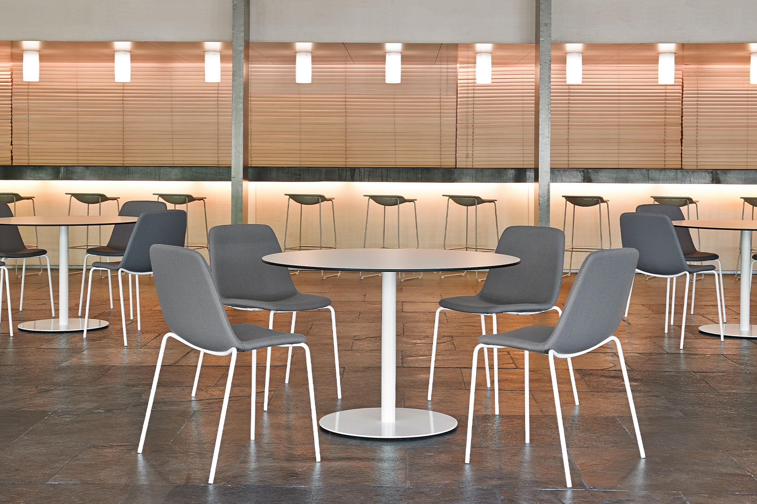 Maarten Chair - Four Metal Legs