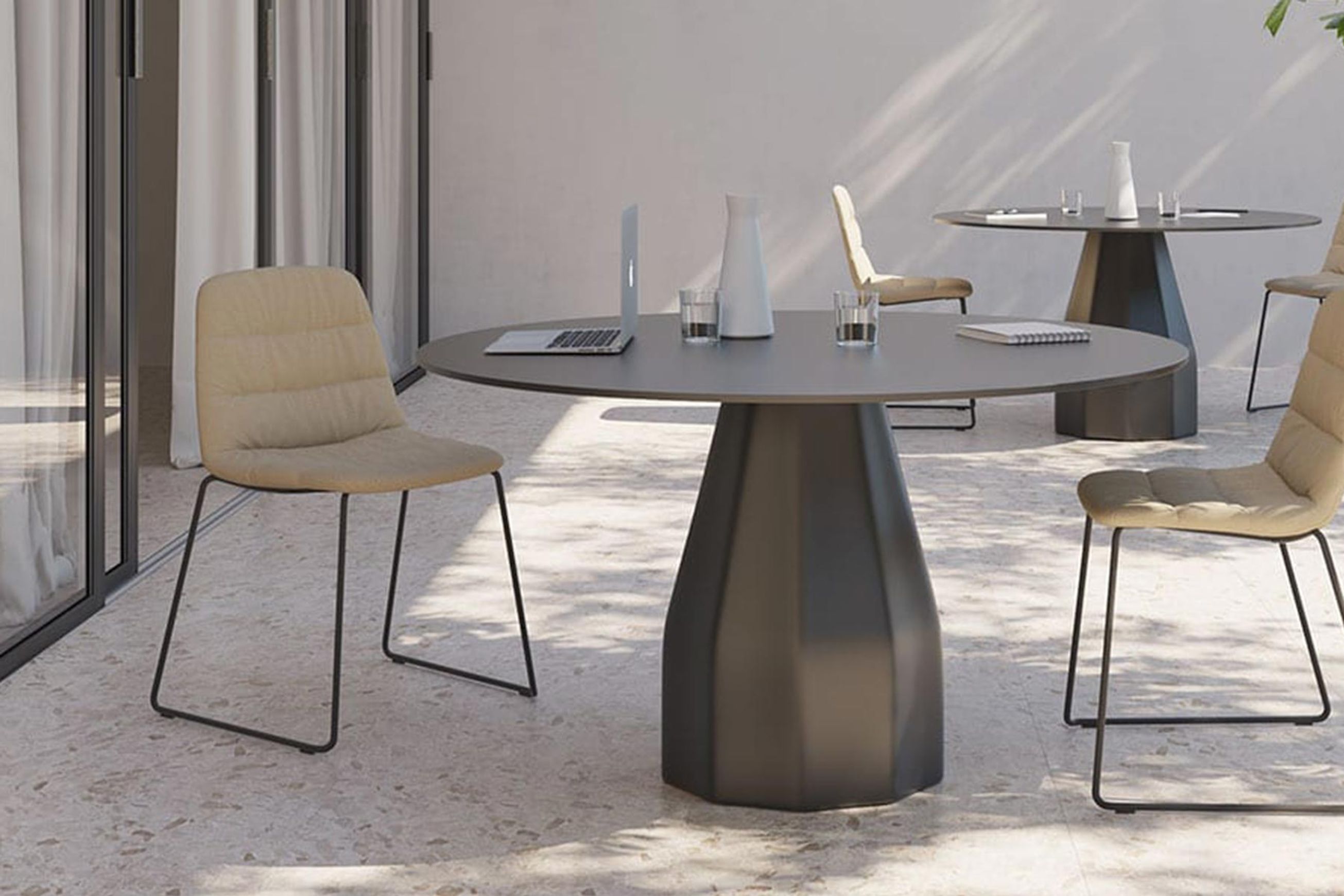 Maarten Outdoor Chair