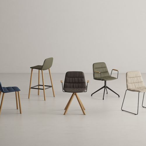 Maarten Bar Stool - Four Wooden Legs