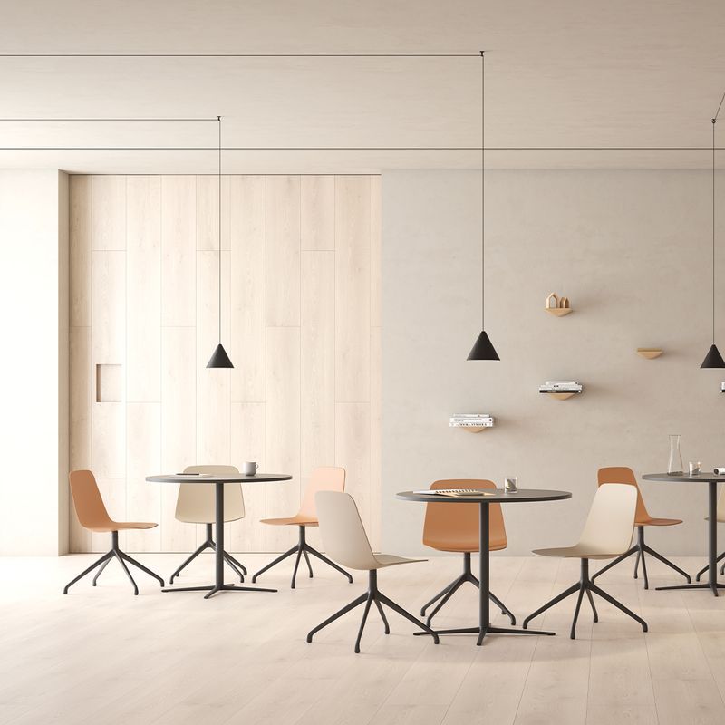 Maarten Plastic Chair - Pyramid Swivel