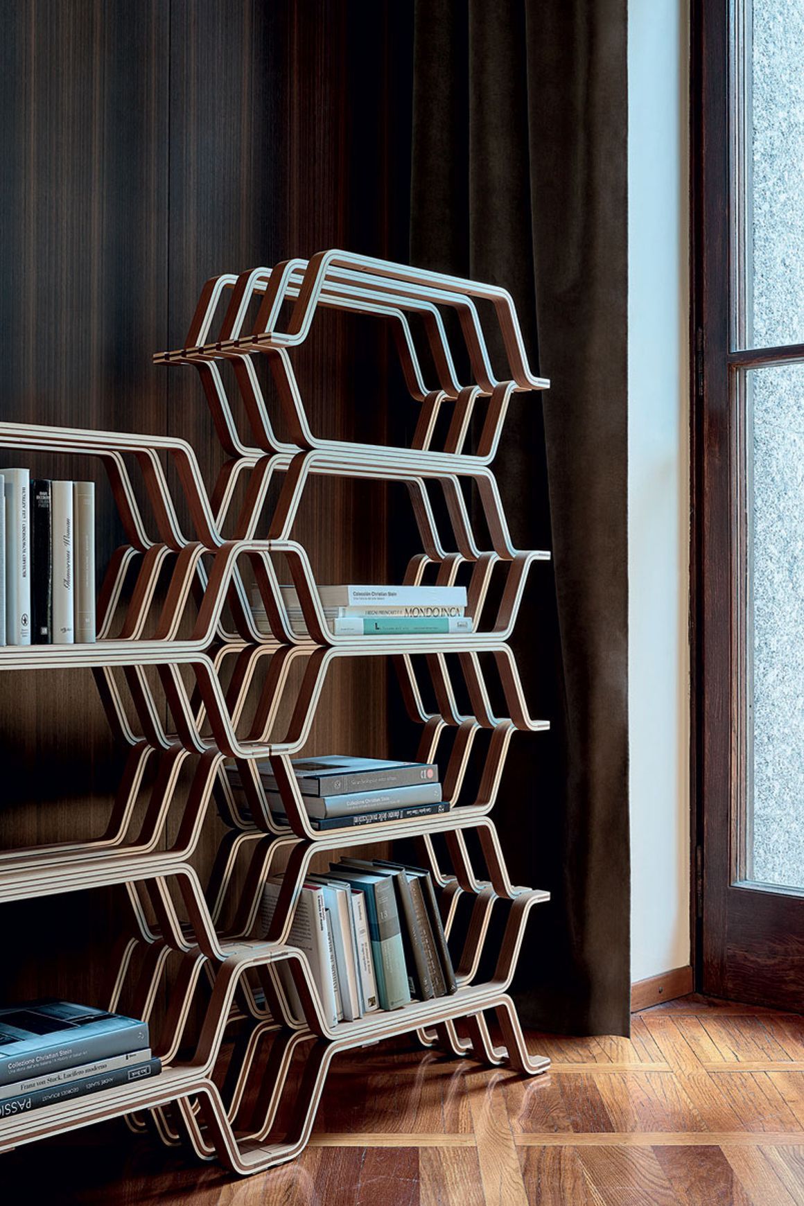 MHC.2 Bookcase by Molteni&C