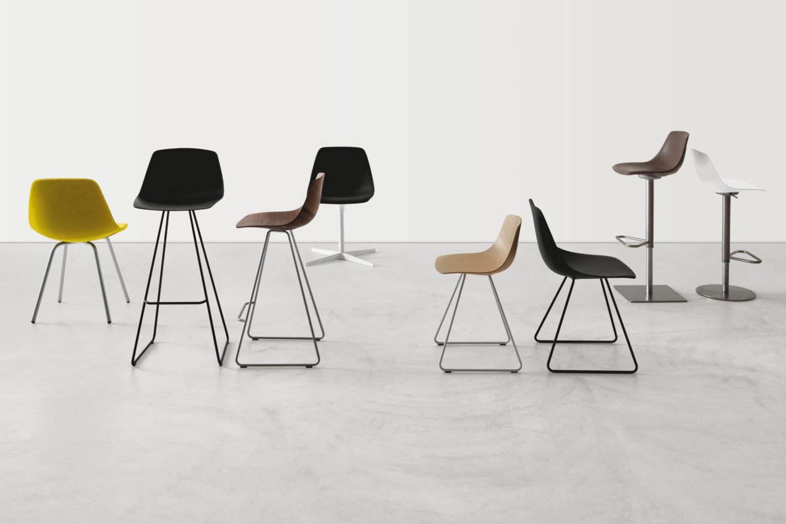 Miunn Stool