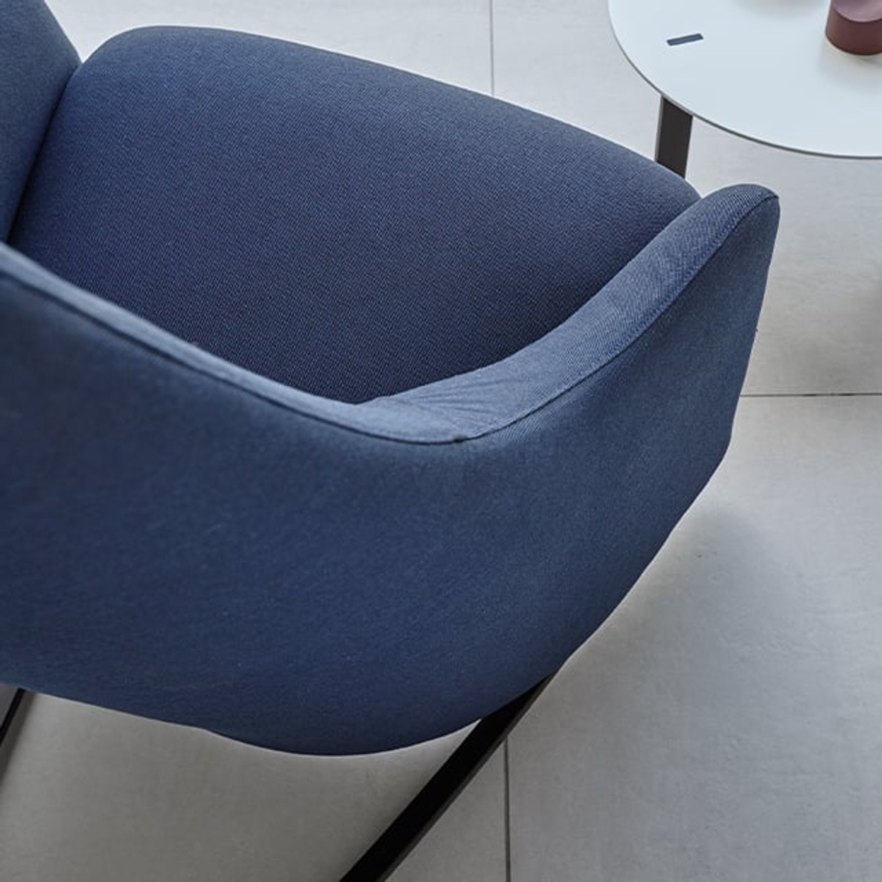Nagi High Rocking Armchair - Smooth Upholstery