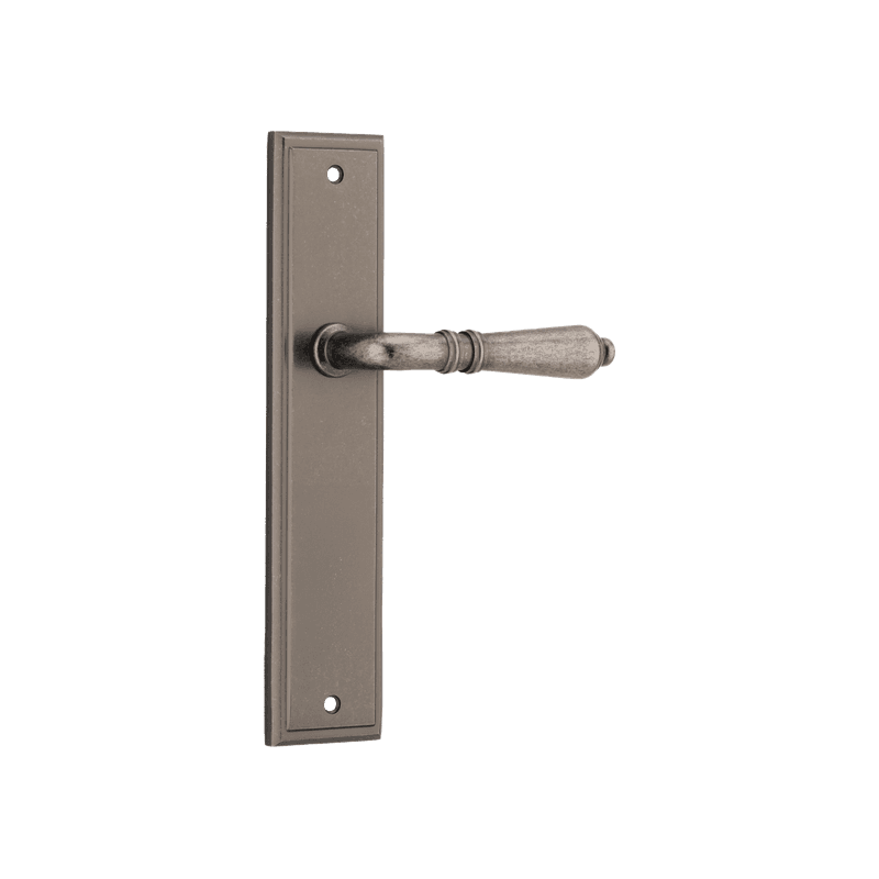 Sarlat Lever - Stepped Backplate | Distressed Nickel