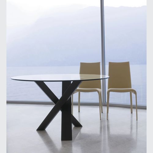 Resort Dining Table