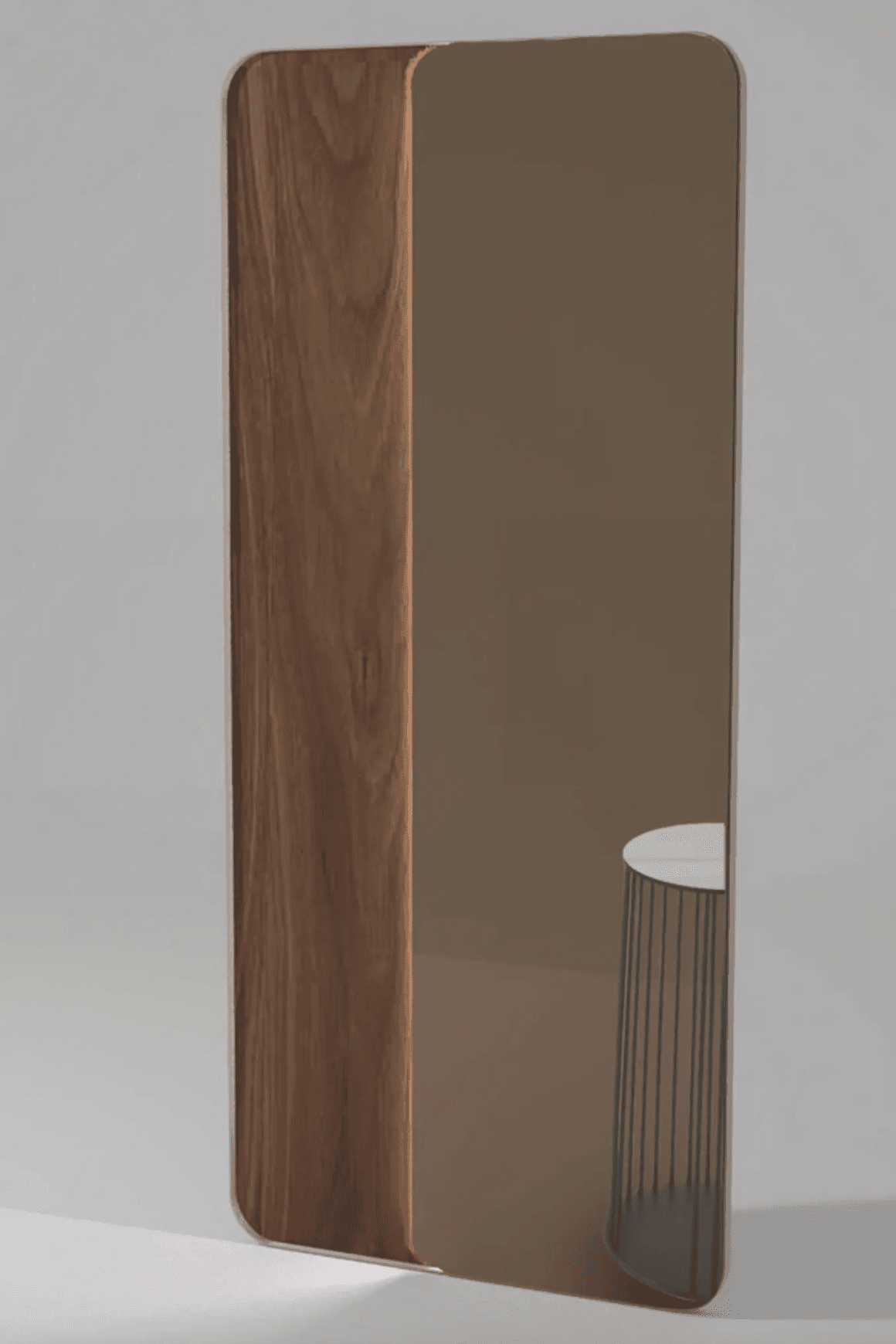 Monolito Mirror