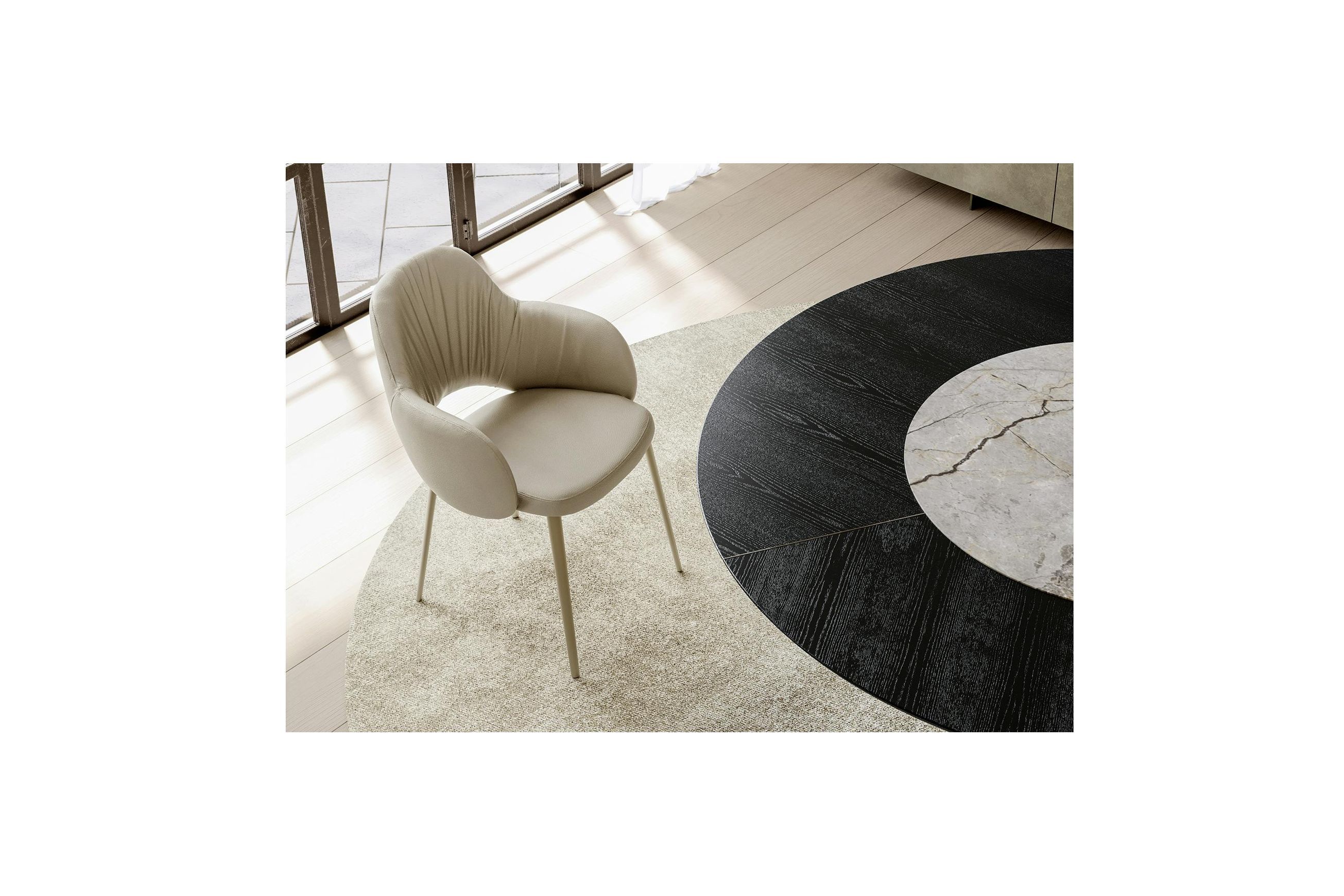 Silhouette Dining Chair