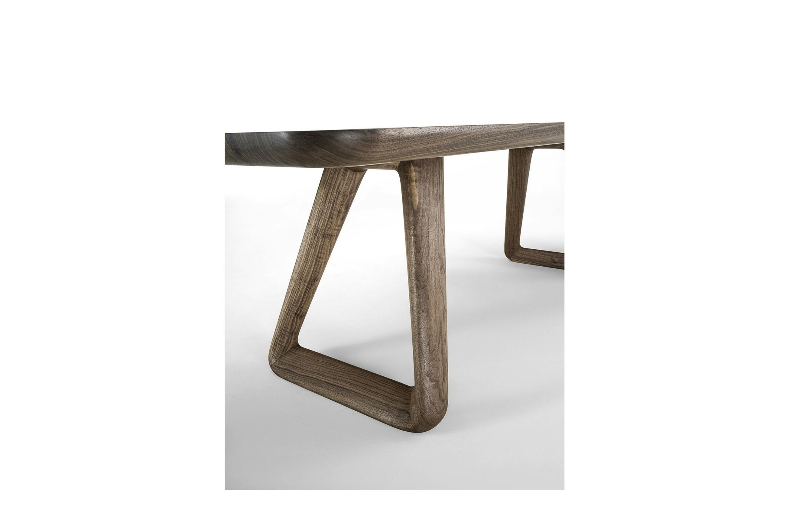 Sospiro Dining Table