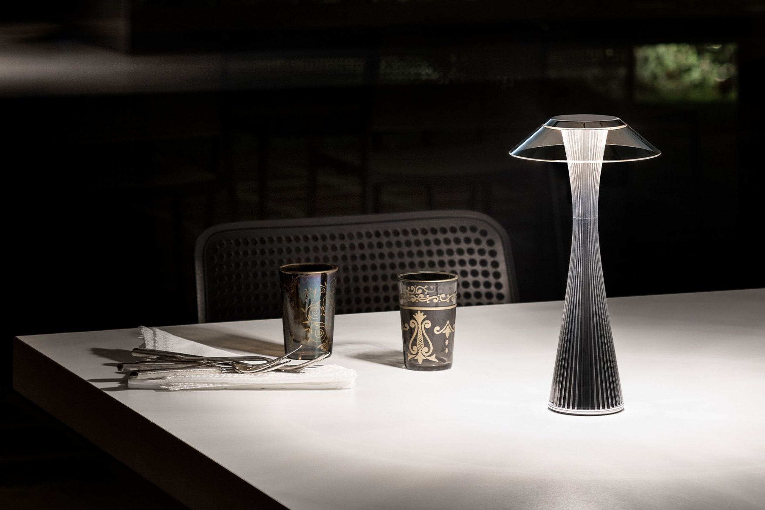 Space Outdoor Table Lamp