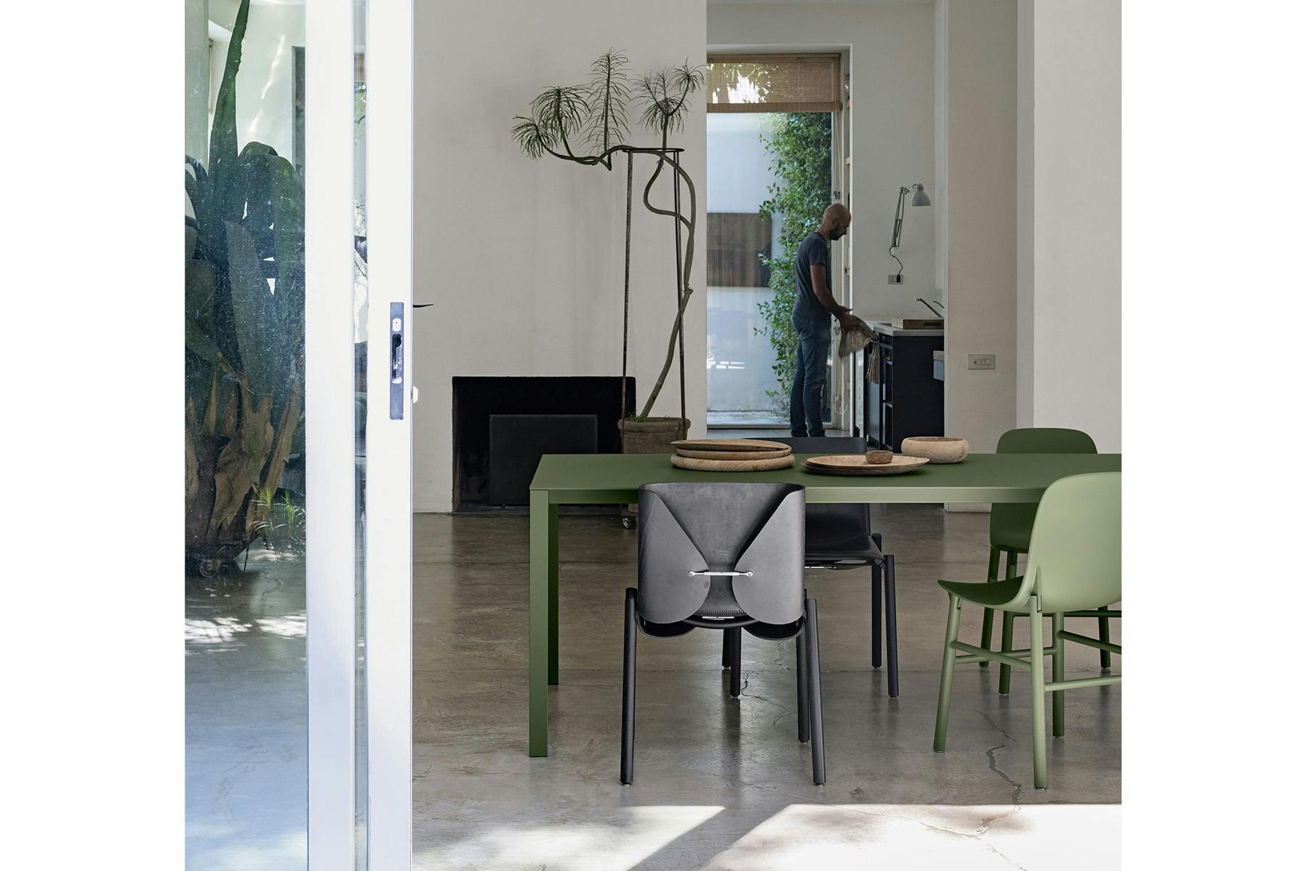 Thin-K Table