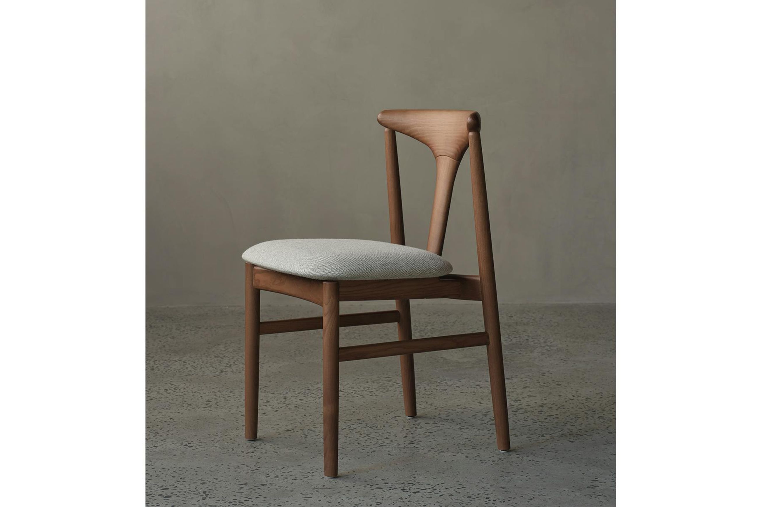 Tonbo Dining Chair