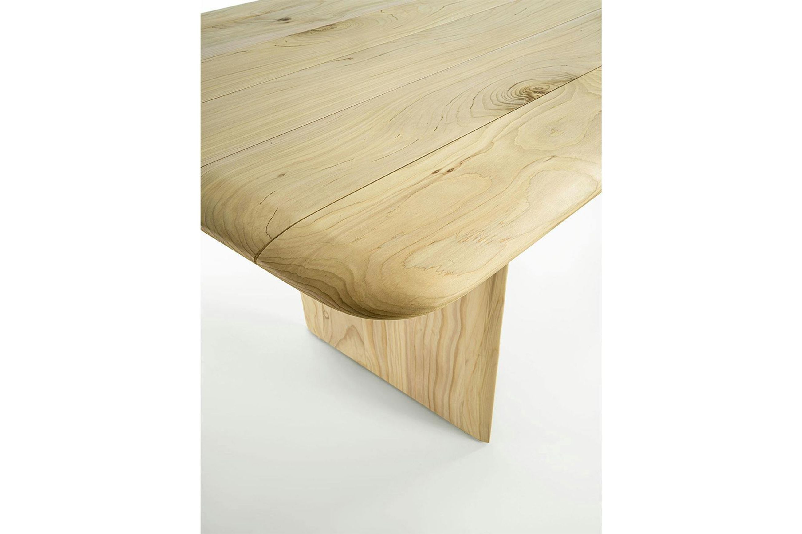 Vela Outdoor Dining Table
