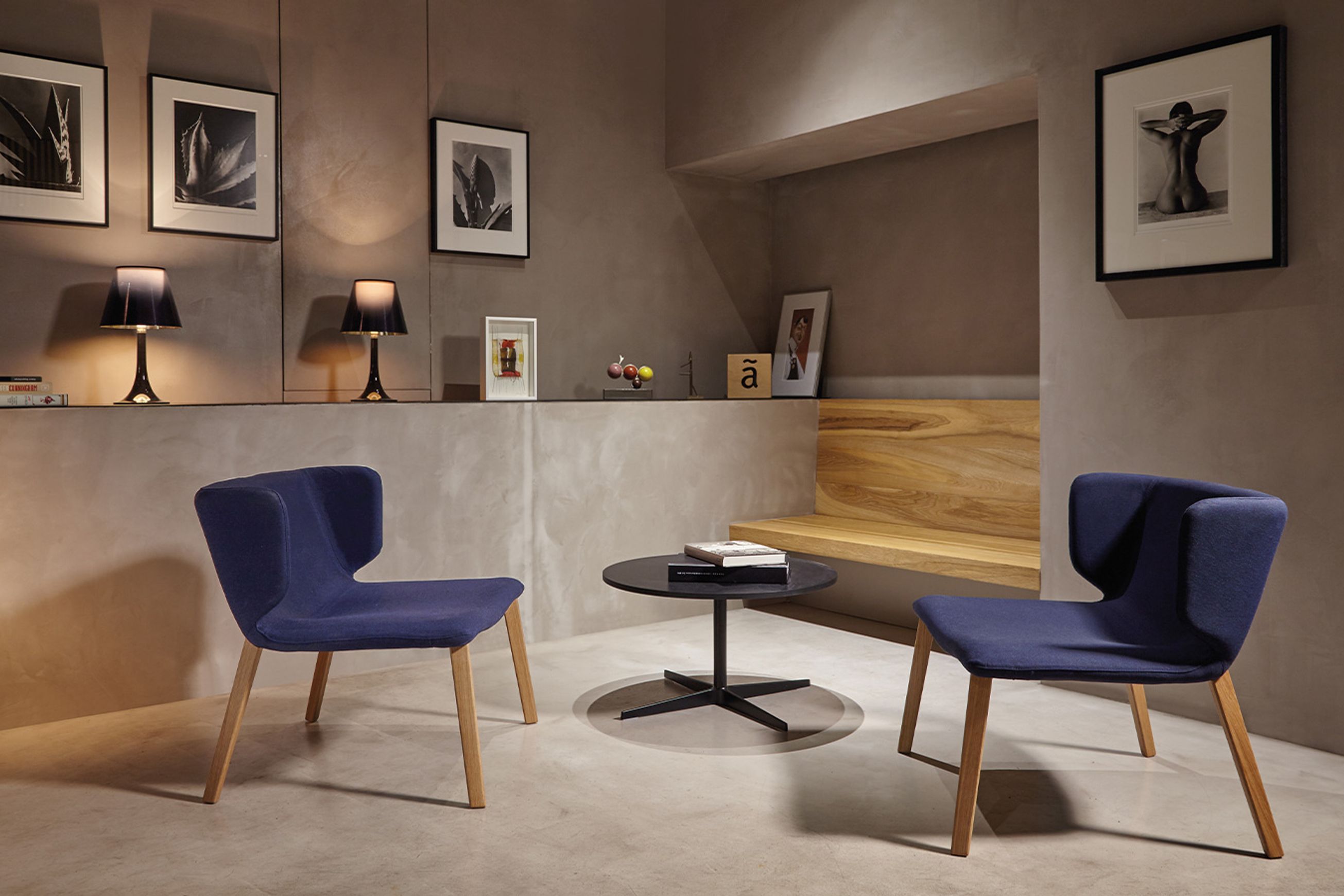 Wrapp Armchair - Wooden Base