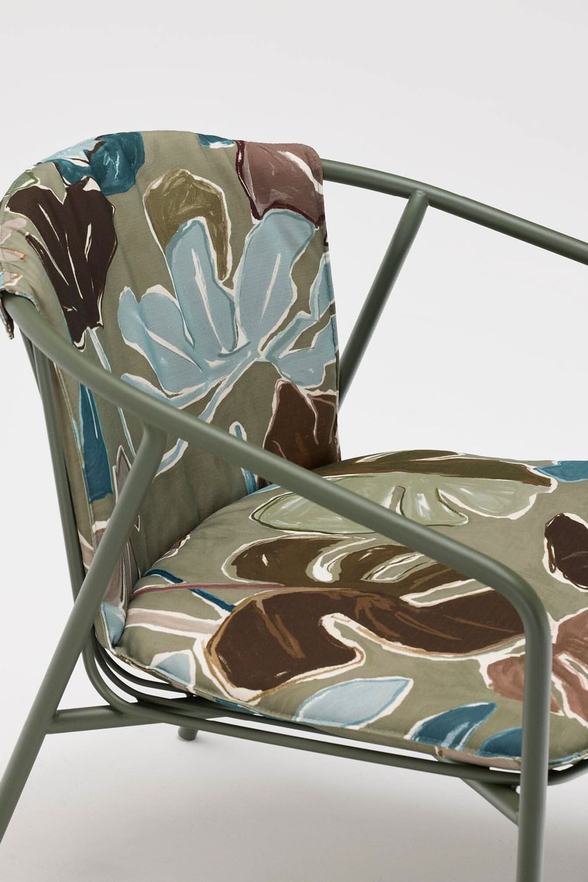 Wye Lounge Armchair