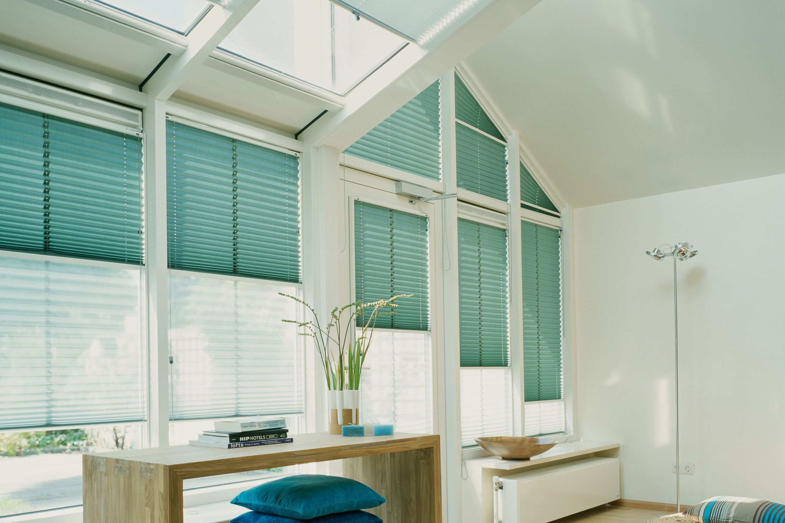 Triangle Fan Top with Blind Under | Pleated Blinds