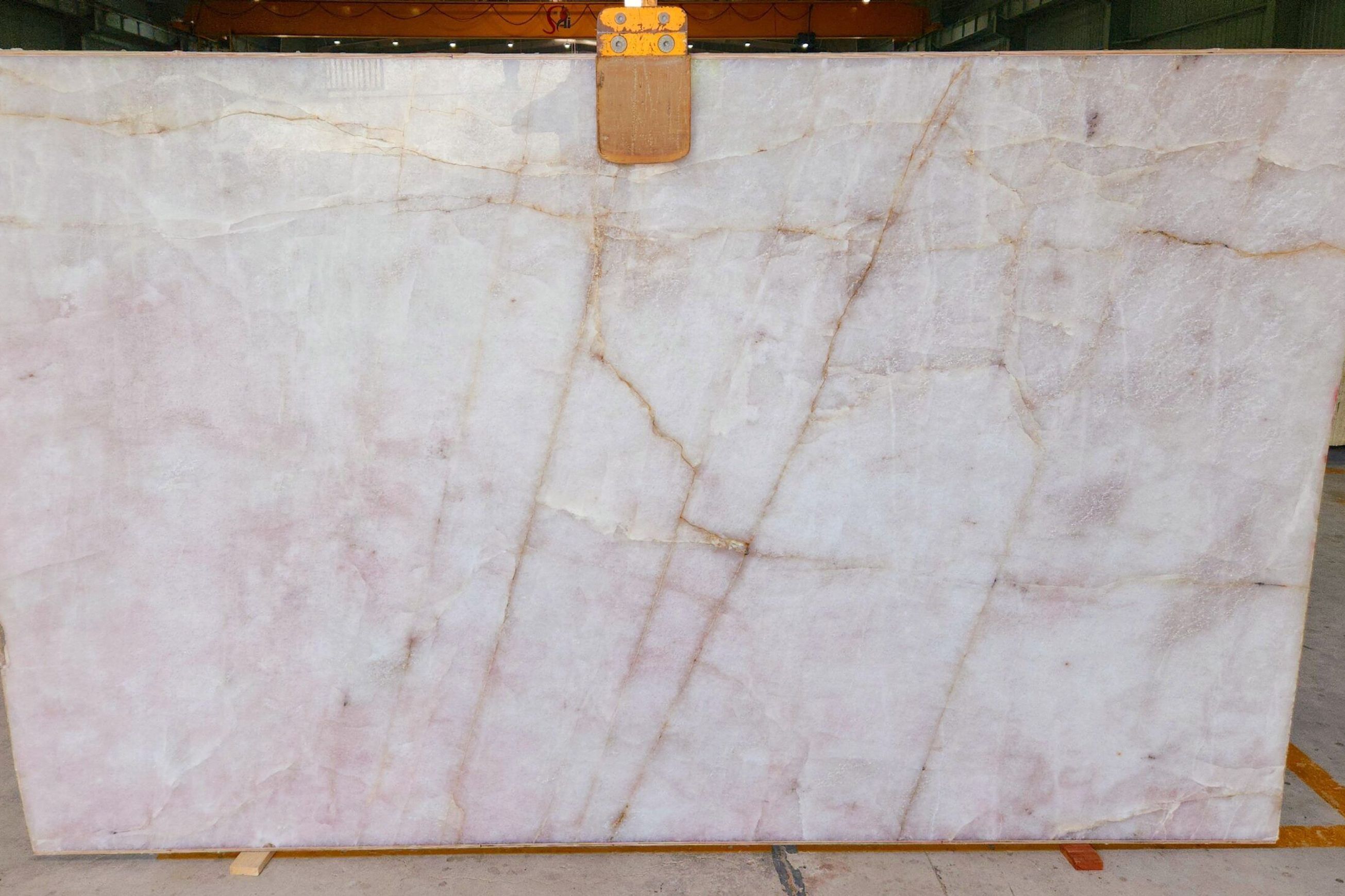 Rosy Cristallo Quartzite | Natural Stone
