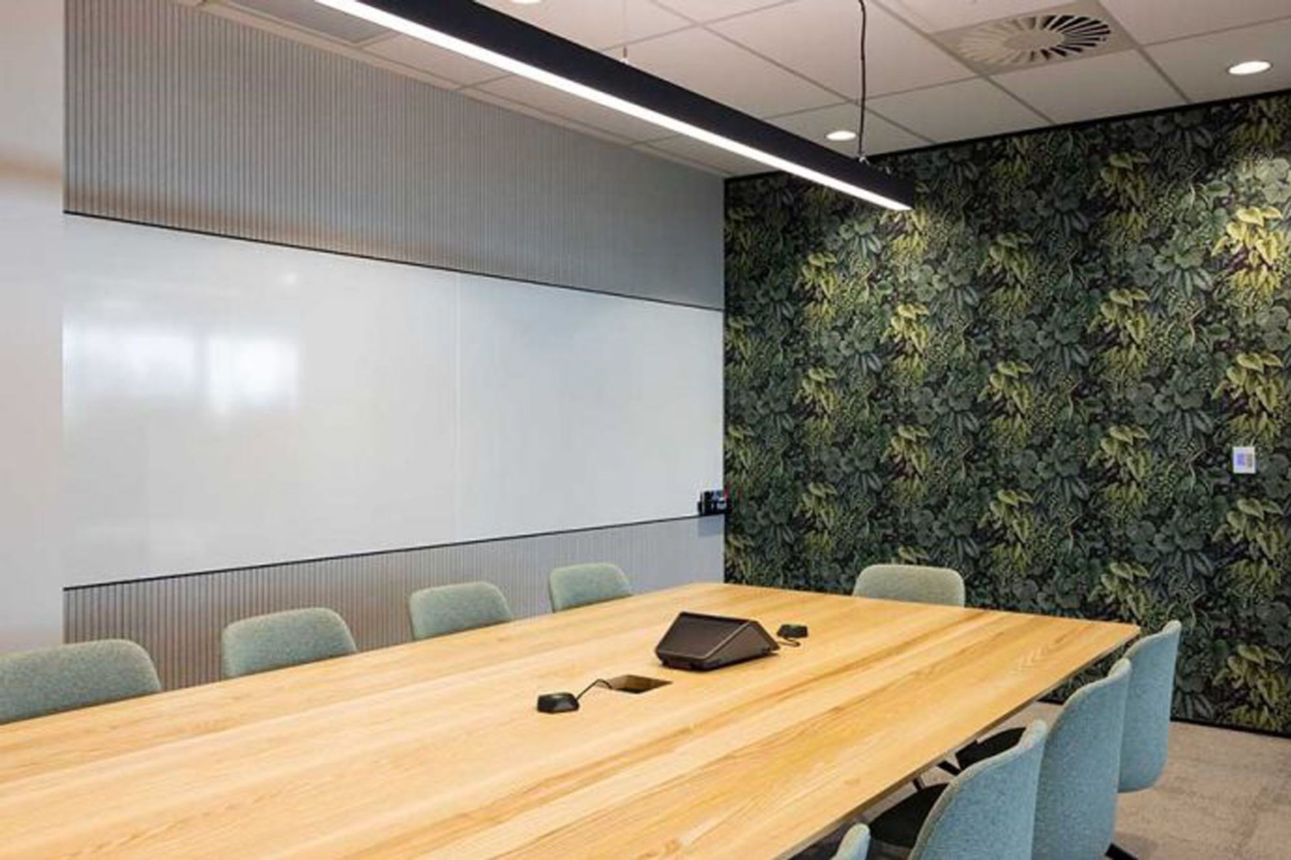 Edgeline Series – Premium Whiteboard