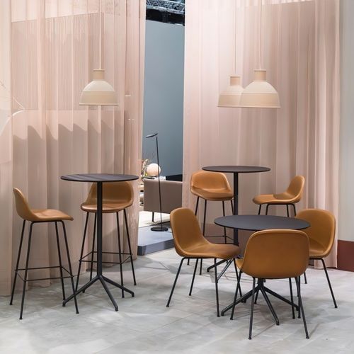 Fiber Side Chair - Swivel Base by Muuto