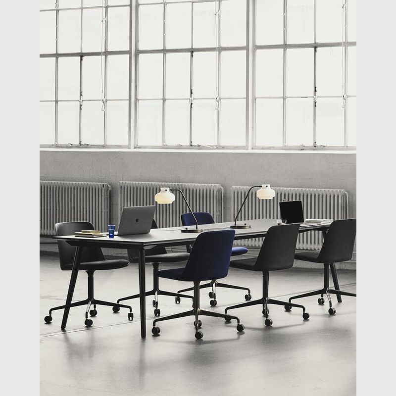 Rely HW23 Chair by &Tradition