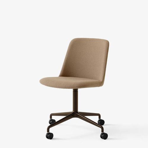 Rely HW23 Chair by &Tradition