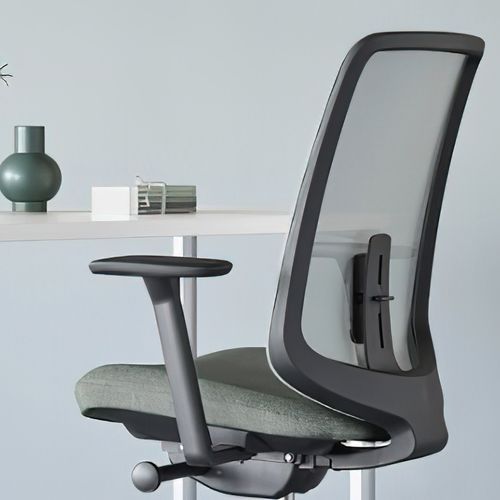 Verus Intercept by Herman Miller
