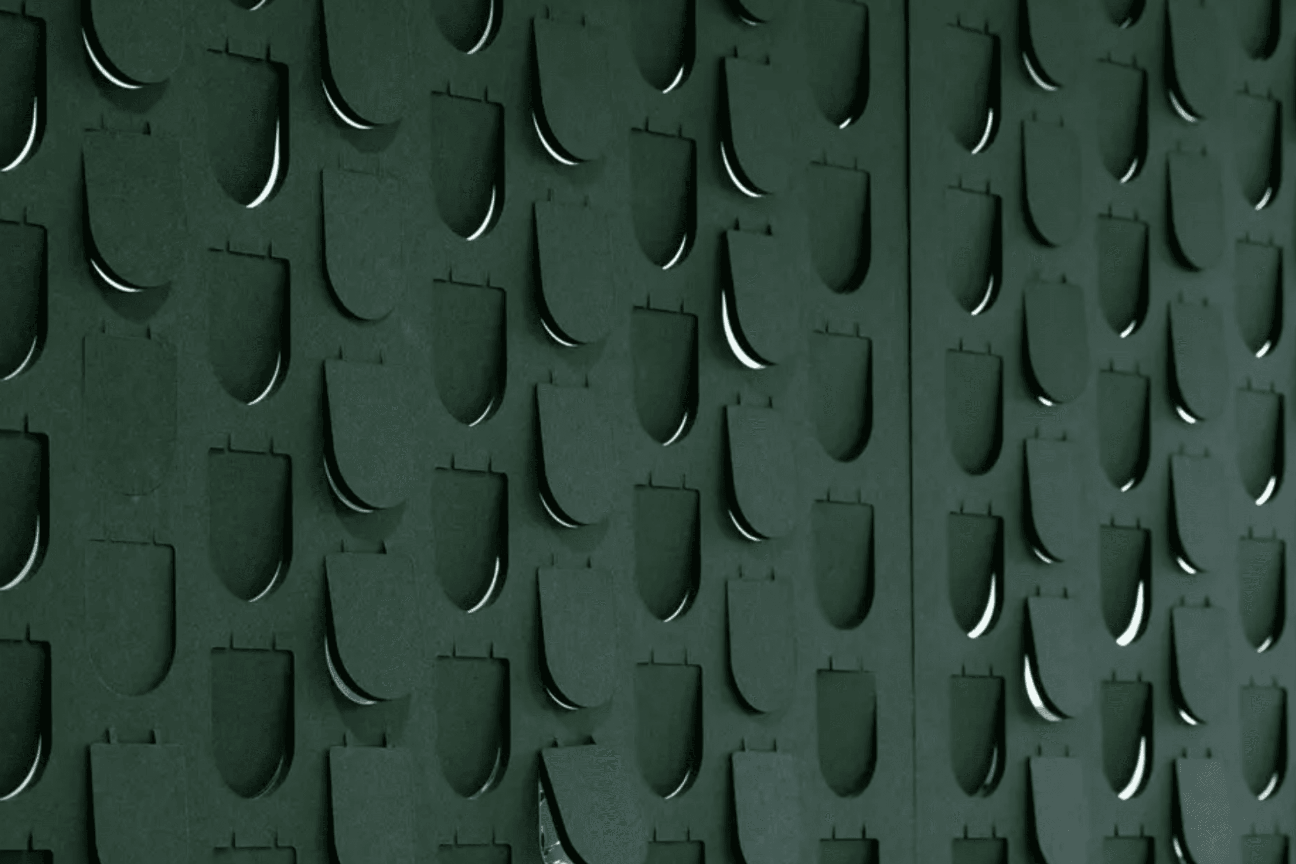 Cascade Hanging Screens