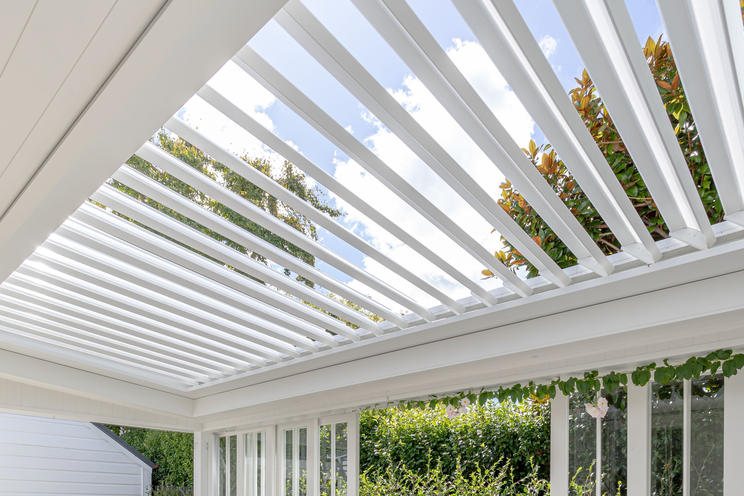 270 Translucent Opening Roof